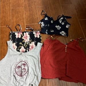 Floral and Solid Women's Tops Set